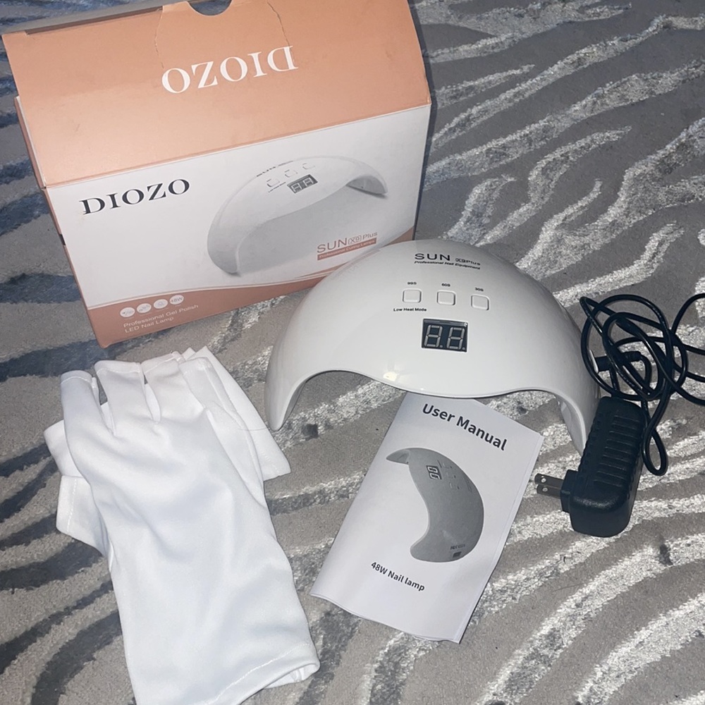 DIOZO UV Curing Nail Lamp; 30s 60s 99s Timer Plus Gloves
